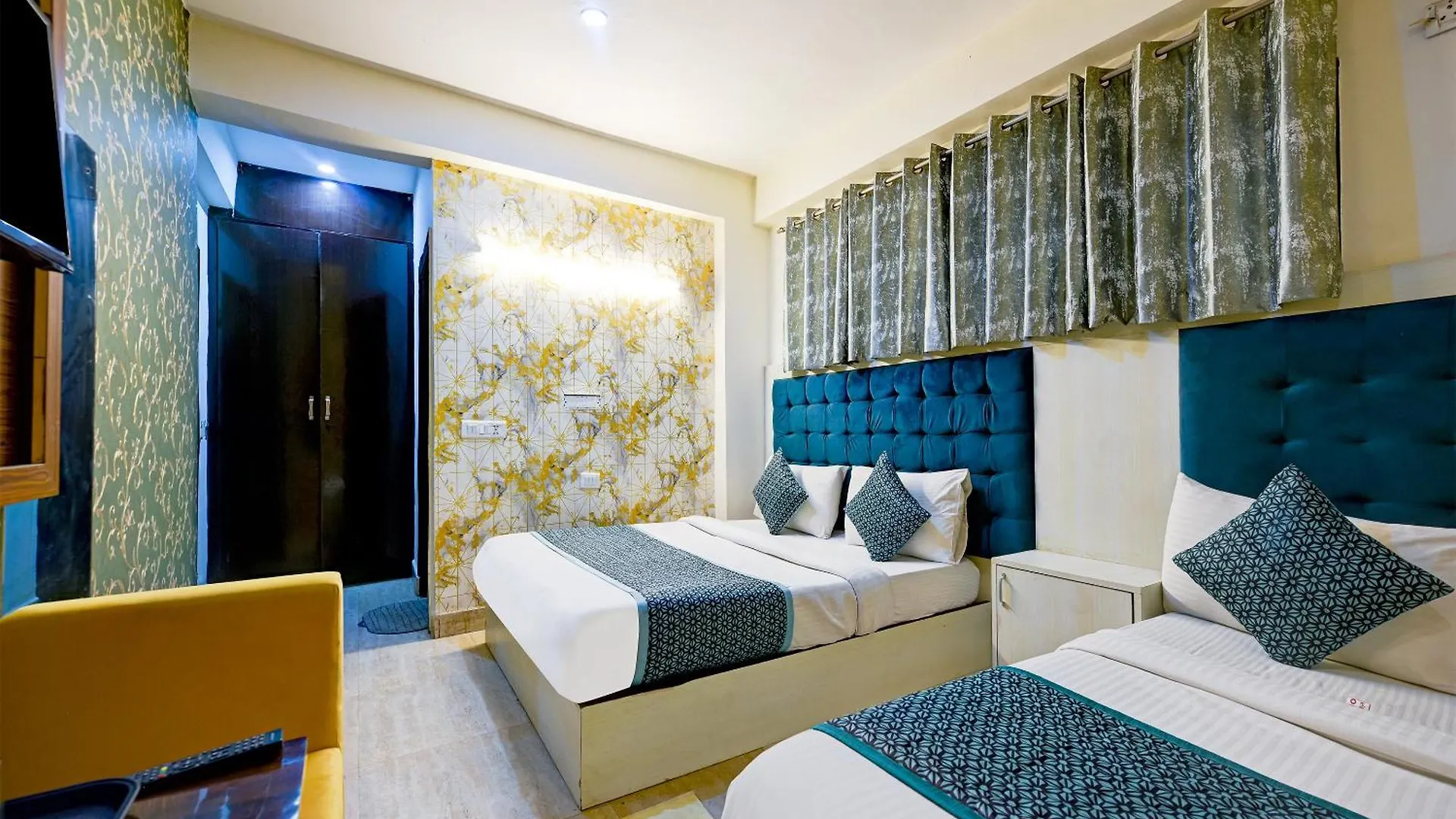 Hotel Sky Plaza At Delhi Airport New Delhi