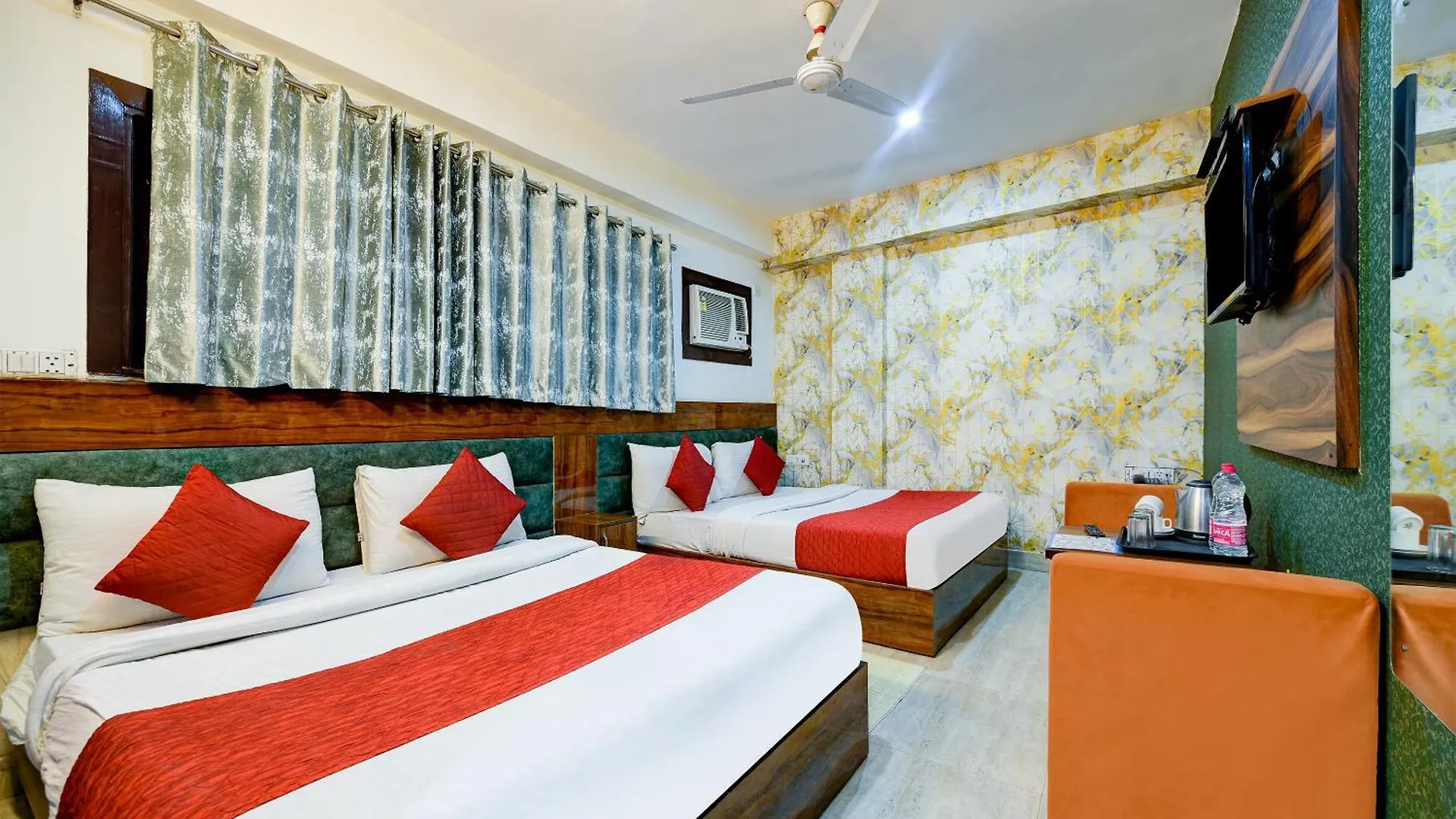 *** Bed & Breakfast Hotel Sky Plaza At Delhi Airport New Delhi Indien